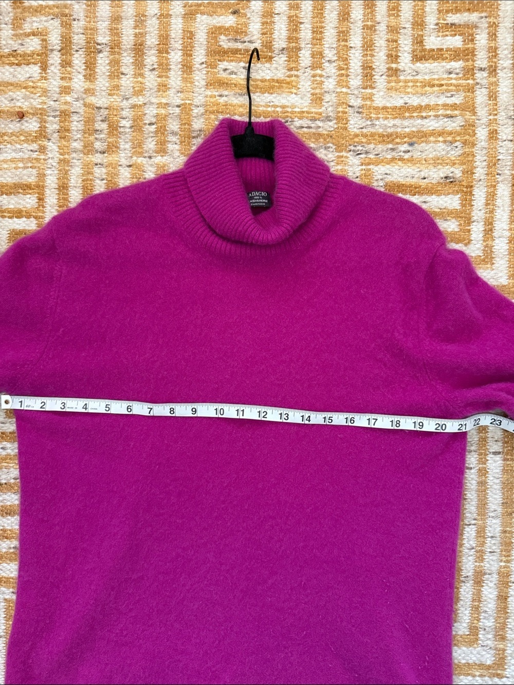 Adagio 100% Cashmere Magenta Pink Turtleneck Sweater - Picture 5 of 7